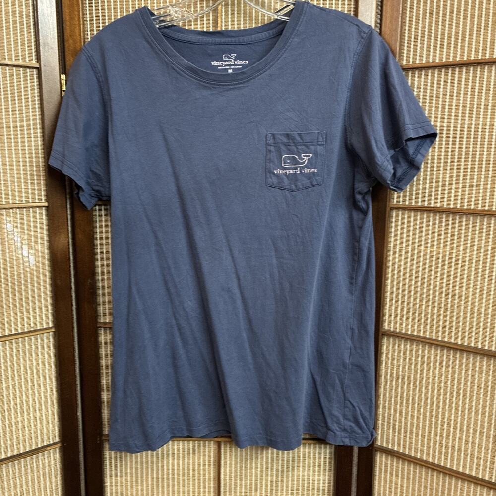 Vintage Graphic T-Shirts - Vineyard Vines - Ladies Cut - Size M- Pocket - T9978